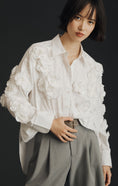 Load image into Gallery viewer, The Bennet Buttondown Shirt by Maeve: Floral Appliqué Edition
