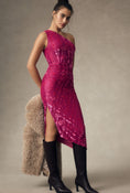 Load image into Gallery viewer, Hutch One-Shoulder Ruched Velvet Dress
