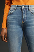 Load image into Gallery viewer, The Yaya Mid-Rise Crop Jeans by Pilcro
