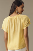 Load image into Gallery viewer, Cloth & Stone Short-Sleeve Ruffle-Neck Top
