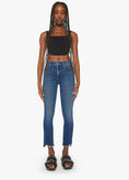 Load image into Gallery viewer, MOTHER The Insider Crop Step Fray Jeans
