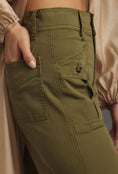 Load image into Gallery viewer, Joe's Jeans Premium Wide-Leg Cargo Pants
