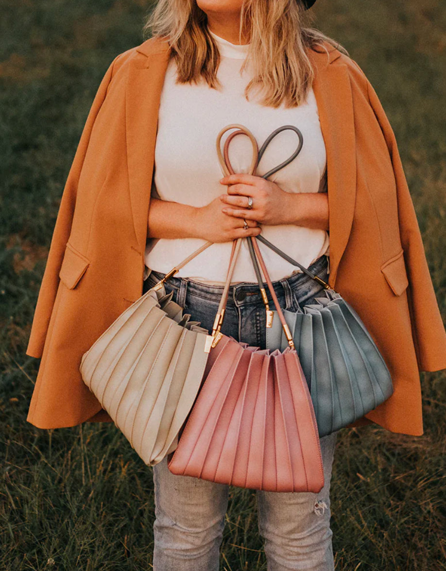 Carrie Pleated Shoulder Bag Red