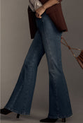 Load image into Gallery viewer, Pilcro Fluted High-Rise Flare Jeans
