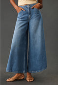 Load image into Gallery viewer, Pilcro Corset High-Rise Crop Culotte Jeans
