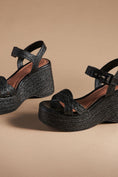 Load image into Gallery viewer, Vicenza Raffia Platform Heels
