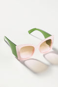 Load image into Gallery viewer, Wide Flare Oversized Sunglasses
